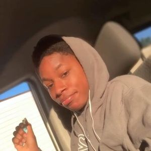 Meet your Posher, Quintin